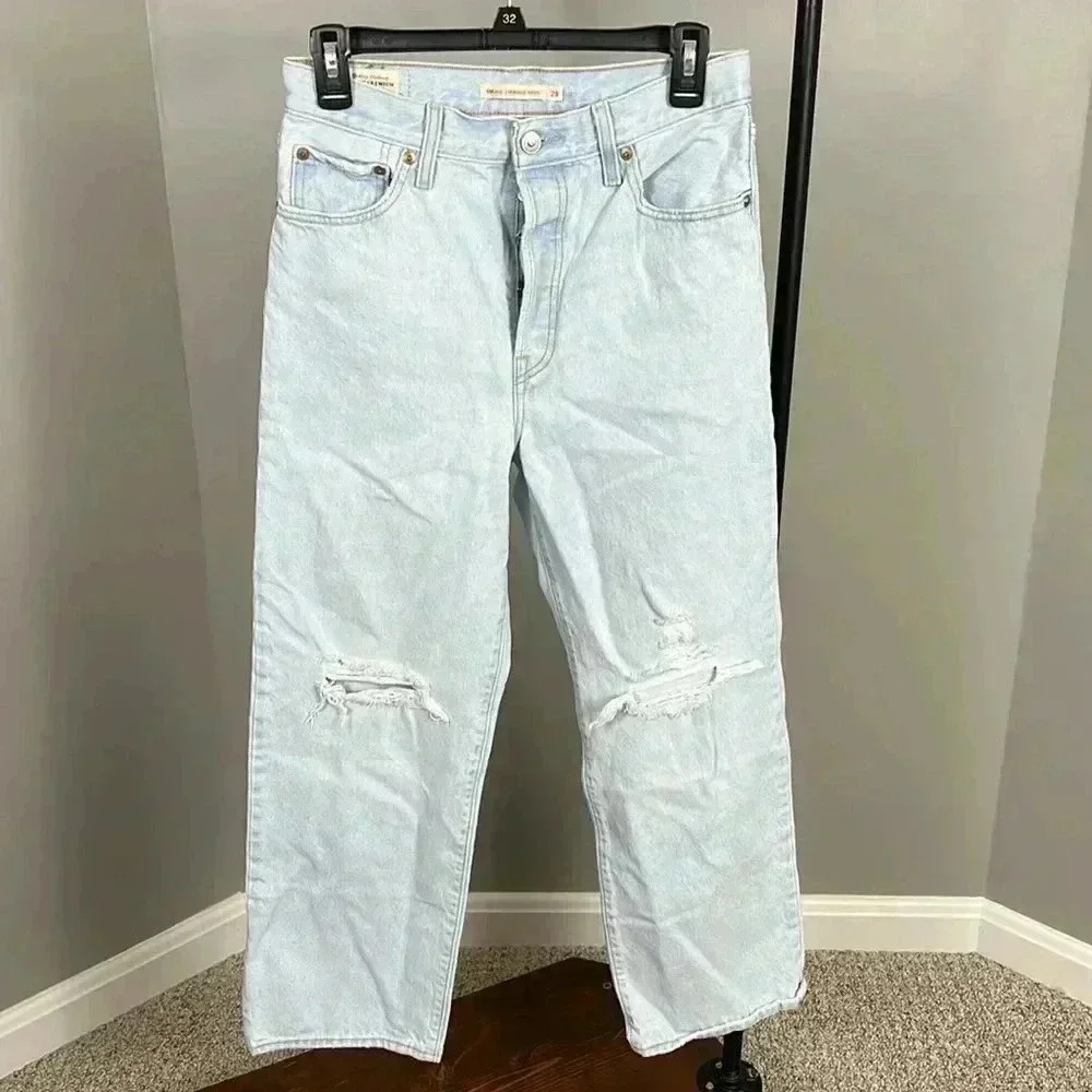 Levi's Women's Straight Leg Light Wash Jeans | Ribcage Straight Ankle Jeans - Picture 1 of 9